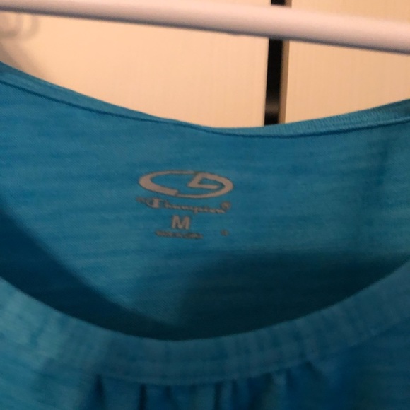 Women’s Champion Shirt - Picture 2 of 3